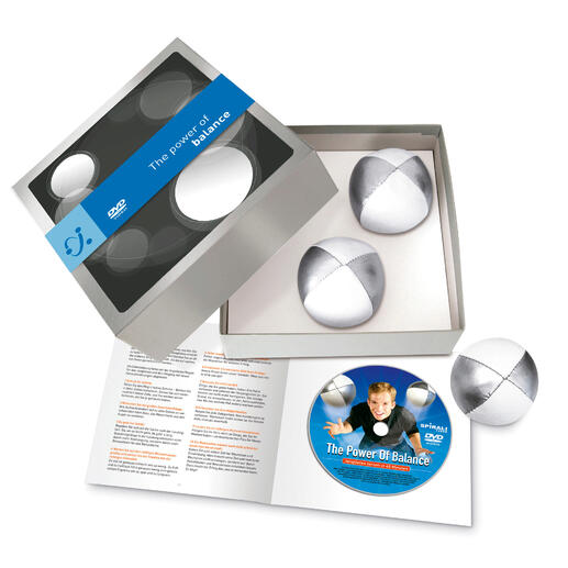 Ihr Jonglierset kommt im Geschenkkarton – inkl. DVD und 10-seitigem Begleitheft. Ihr Jonglierset kommt im Geschenkkarton – inkl. DVD und 10-seitigem Begleitheft.
