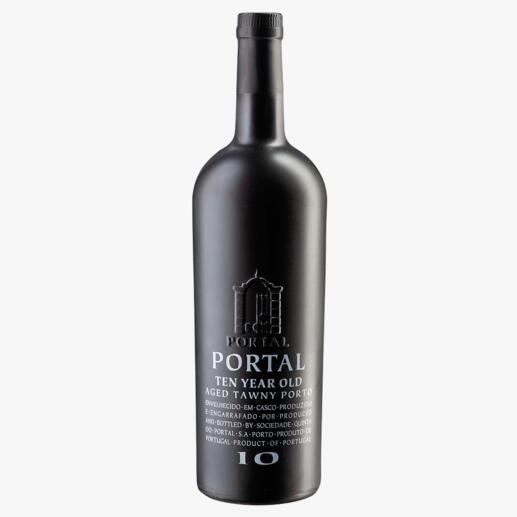 Tawny Port Quinta do Portal, Portugal, Portwein, 0,75 l 
            Der Preis-Genuss-Sieger unter 80 (!) weltweit renommierten Portweinen.*
            *Meiningers Weinwelt 1/2020, Weinguide Portwein
        