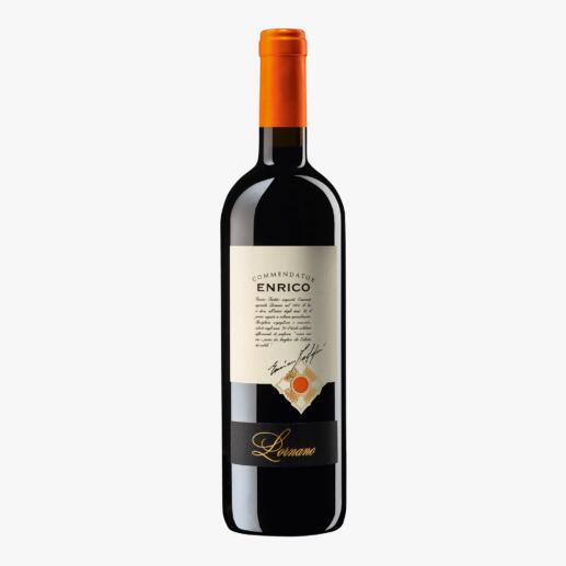 Commendator Enrico IGT 2018, Nuova Fattoria Lornano Societa Agricola SRL., Toskana, Italien 
            „Ein großer Wein, der zu den absolut besten Roten des Jahres gehört.“ (Luca Maroni)*
            *lucamaroni.com über den Jahrgang 2017
        