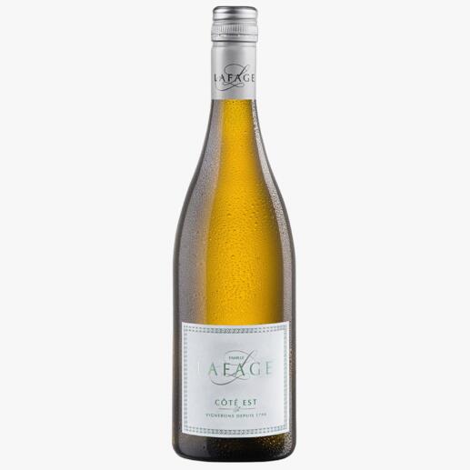 Blanc Côté Est 2022, Domaine Lafage, Roussillon, Frankreich 
            „Den sollte man kistenweise kaufen.“ (Robert Parker über den Jahrgang 2015)*
            *Robert Parker, Wine Advocate 224, 04/2016 über den Jahrgang 2015
        