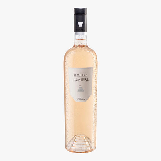 Flasche Provence Rosé Lumière 2024 mit stilvollem, helleren Etikett auf weißem Hintergrund.
