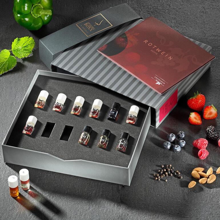 Rotweindüfte, 12 Flakons AROMABAR der Weindüfte, mit verschiedenen Aromen in einer eleganten Kiste.