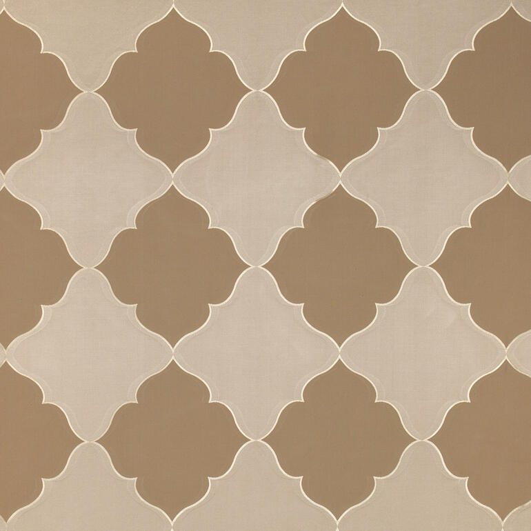 Vorhang Empress - 1 Stück Vorhang mit eleganter, geometrischer Musterung in neutralen Farben.