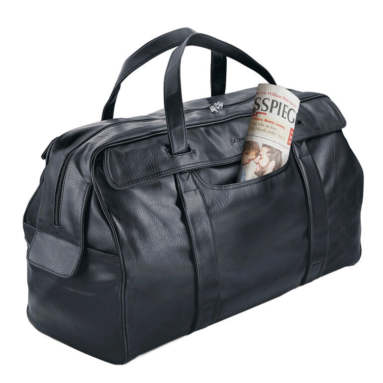 Große Reisetasche aus Leder mit praktischer Fronttasche.