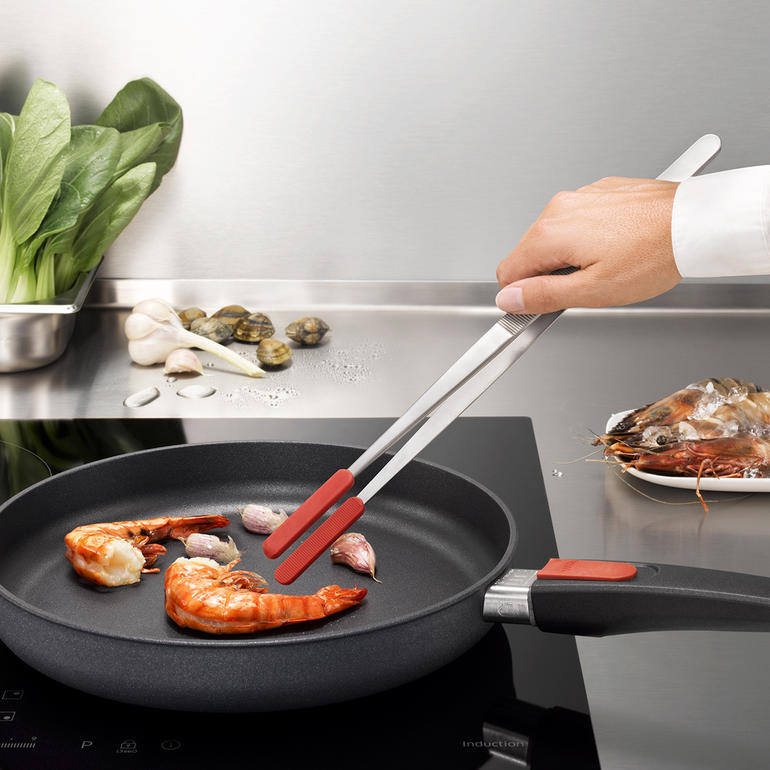 Triangle Grillpinzette 30cm | Edelstahl Mit Silikonspitzen | Professionelle Kochpinzette