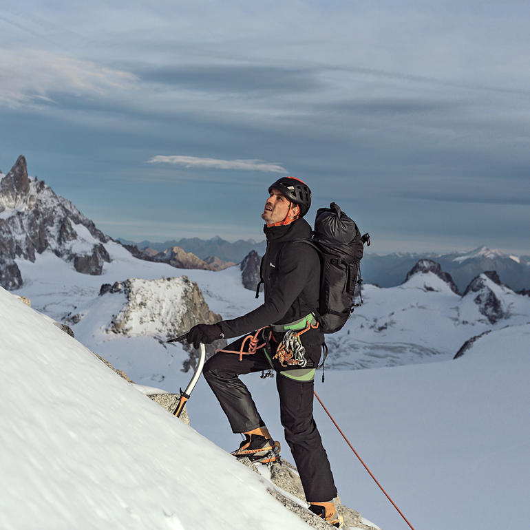 ジャケット・アウター berghaus AONACH AX DWN JKT Berghaus Aonach AX Insulated Jacket review | Trek and Mountain