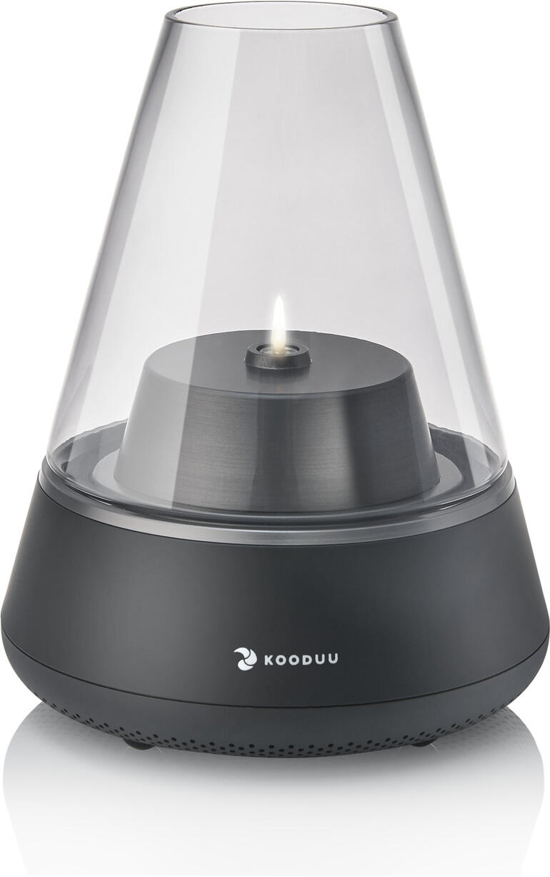 Soundlight Nordic Pro Soundlight Nordic auf einem weißen Hintergrund, mit brennender Kerze im Inneren.