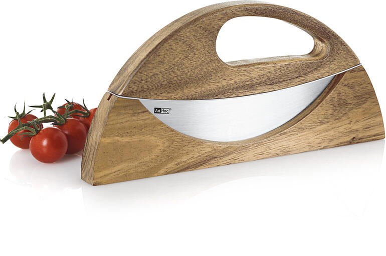 Einhand-Wiegemesser Wave Einhand-Wiegemesser Wave mit Tomaten daneben, auf weißem Hintergrund.