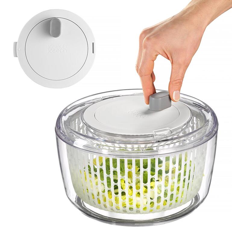 Salatschleuder Detailaufnahme der Joseph Joseph Multi-Prep™ mit einem handlichen Deckel.