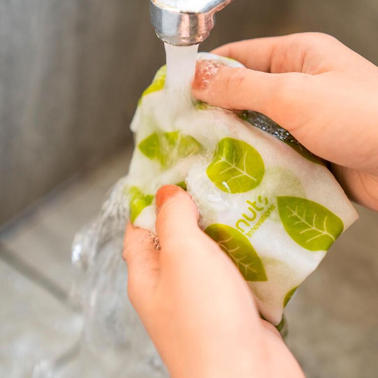 Sie können die Tücher nach Gebrauch einfach bei 40 °C waschen. Hände waschen die Mehrweg-Küchenrolle unter Wasser