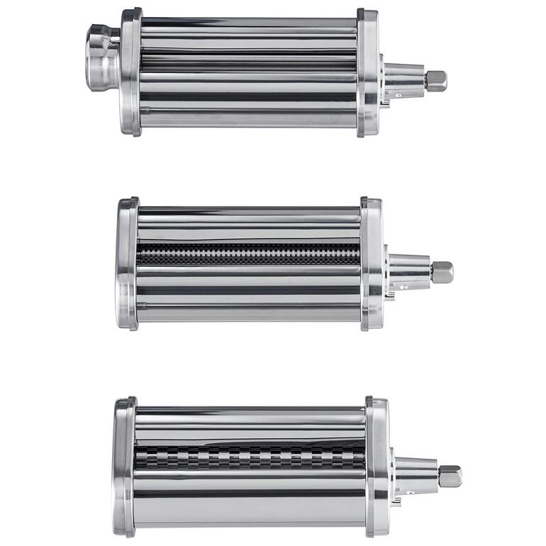 Drei Teile des Pasta-Makers in glänzendem Edelstahl