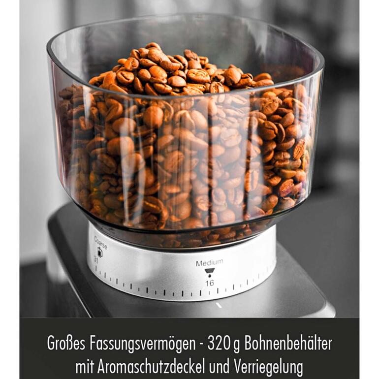 Mit extra großem 320 g-Bohnenbehälter. Bohnenbehälter der Gastroback Kaffeemühle mit Kaffeebohnen.