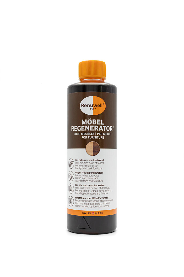 Flasche Renuwell Möbel-Regenerator 500 ml auf weißem Hintergrund.