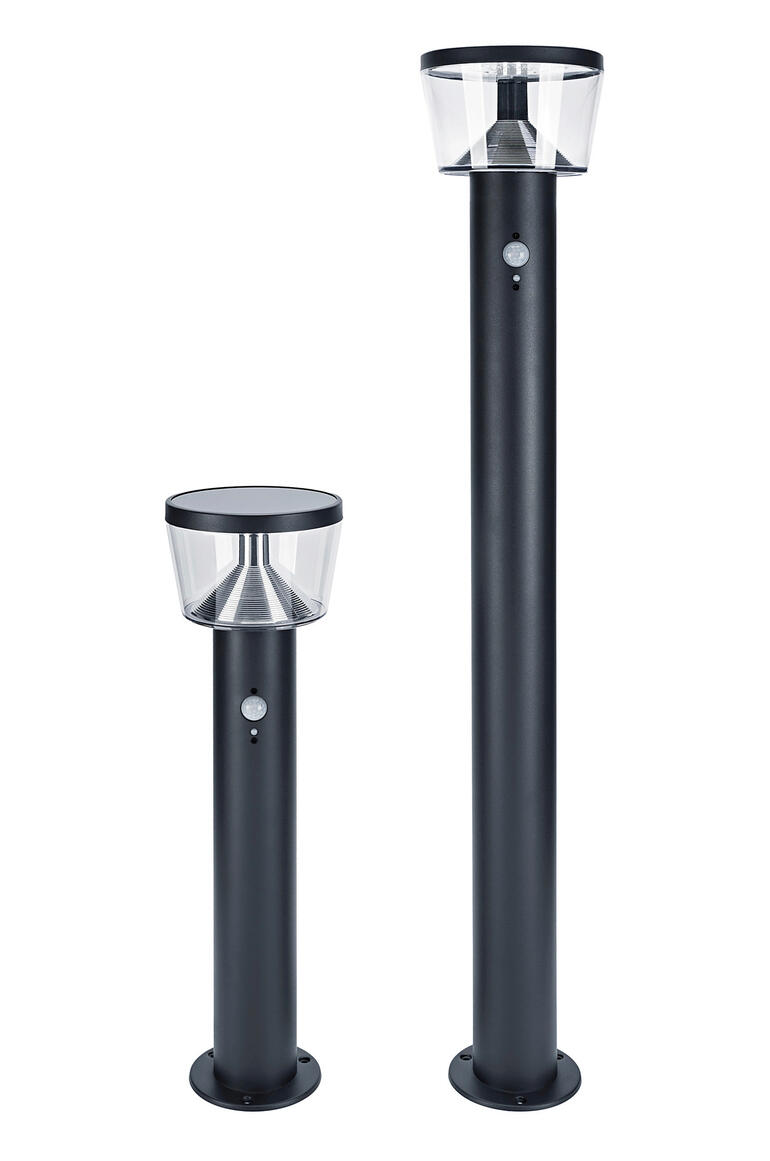 Zwei Solar-Bodenleuchten in schwarzem Design, eine hoch und eine niedrig.