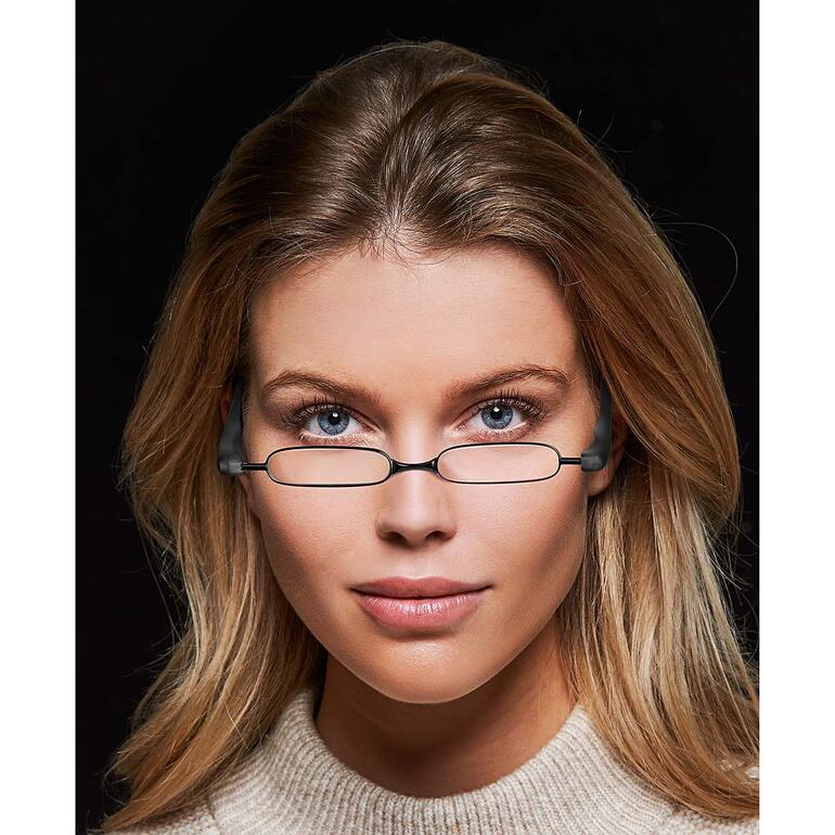 Schwarz Frau mit Falt-Lesebrille, Dioptrien +1,0