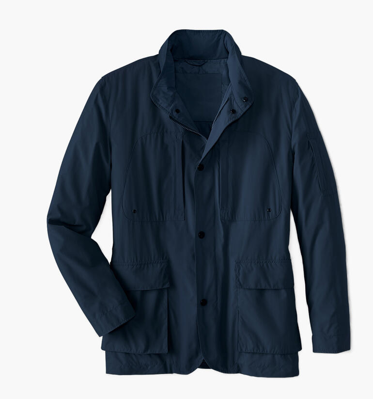 Navy Smart Casual-Funktionsjacke auf einem weißen Hintergrund.