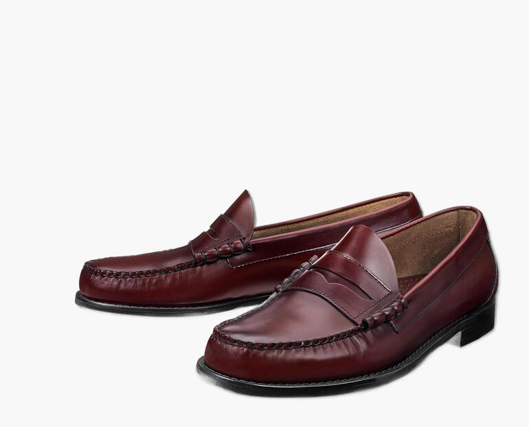 Bordeauxfarbene G.H. Bass Pennyloafer Weejuns mit klassischem Design.