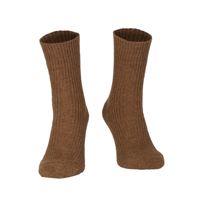 Zwei Kamelhaarsocken nebeneinander, in braun.