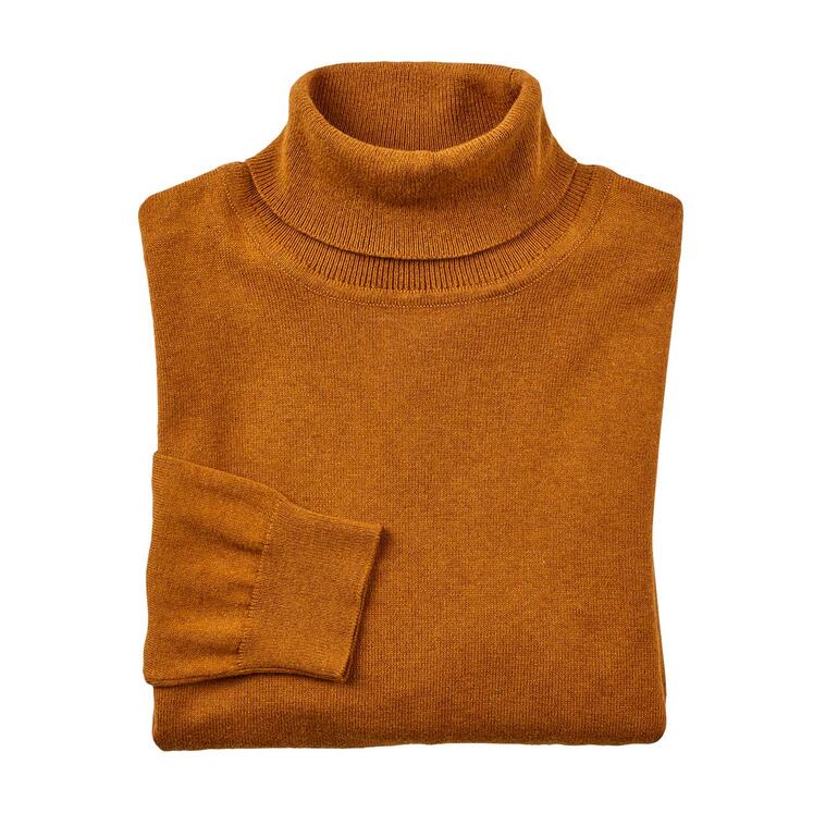 Curryfarbener Feinstrick-Rollkragenpullover, zusammengerollt.