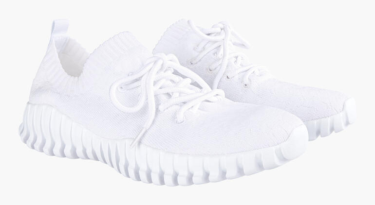 Weißer Knit-Schnür-Sneaker von bernie mev. im Paar.