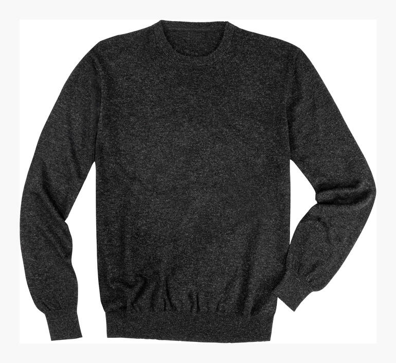 Geelong-Basic-Pullover in Dunkelgrau, flach auf einem weißen Hintergrund liegend.